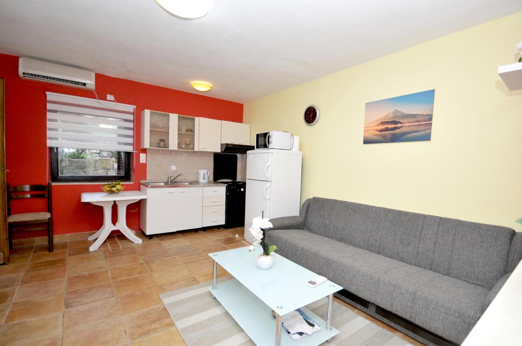Apartments With A Parking Space Okrug Donji, Ciovo - 13732 Donji Okrug  Rom bilde